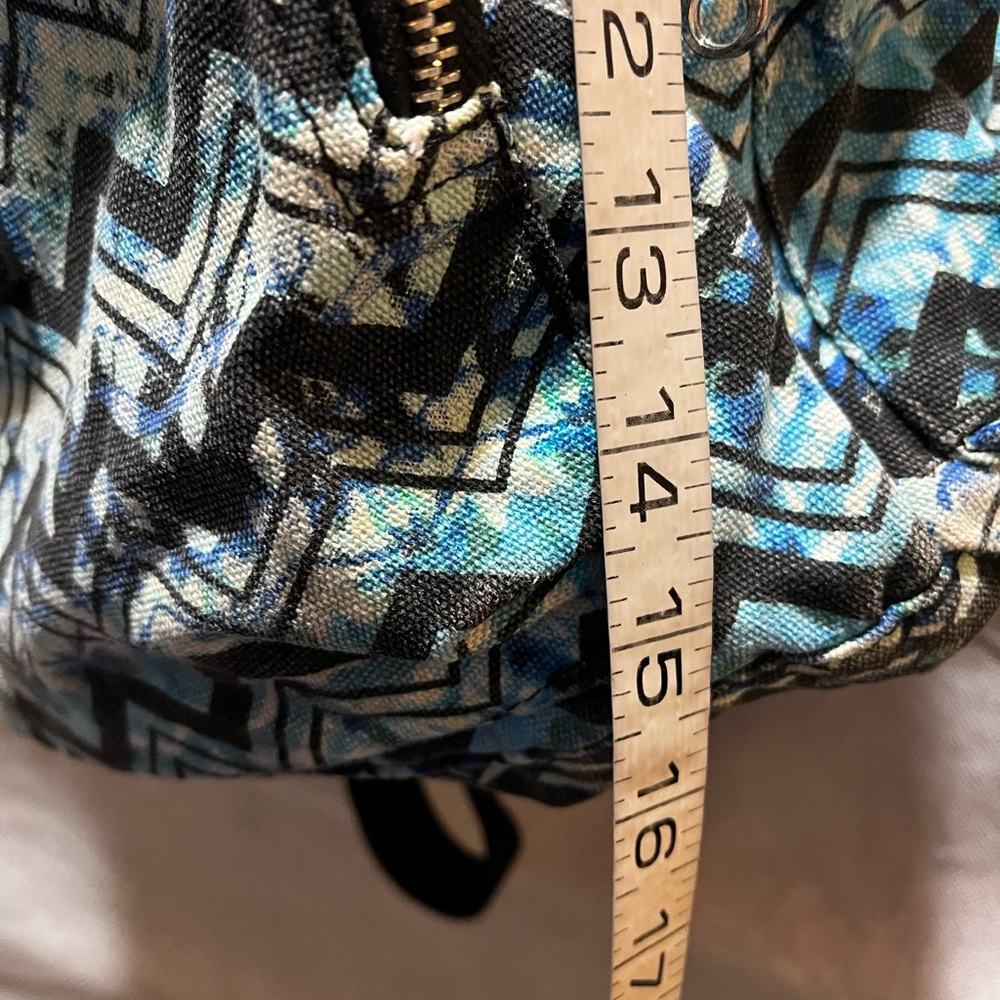 Pink Vs Backpack - image 7